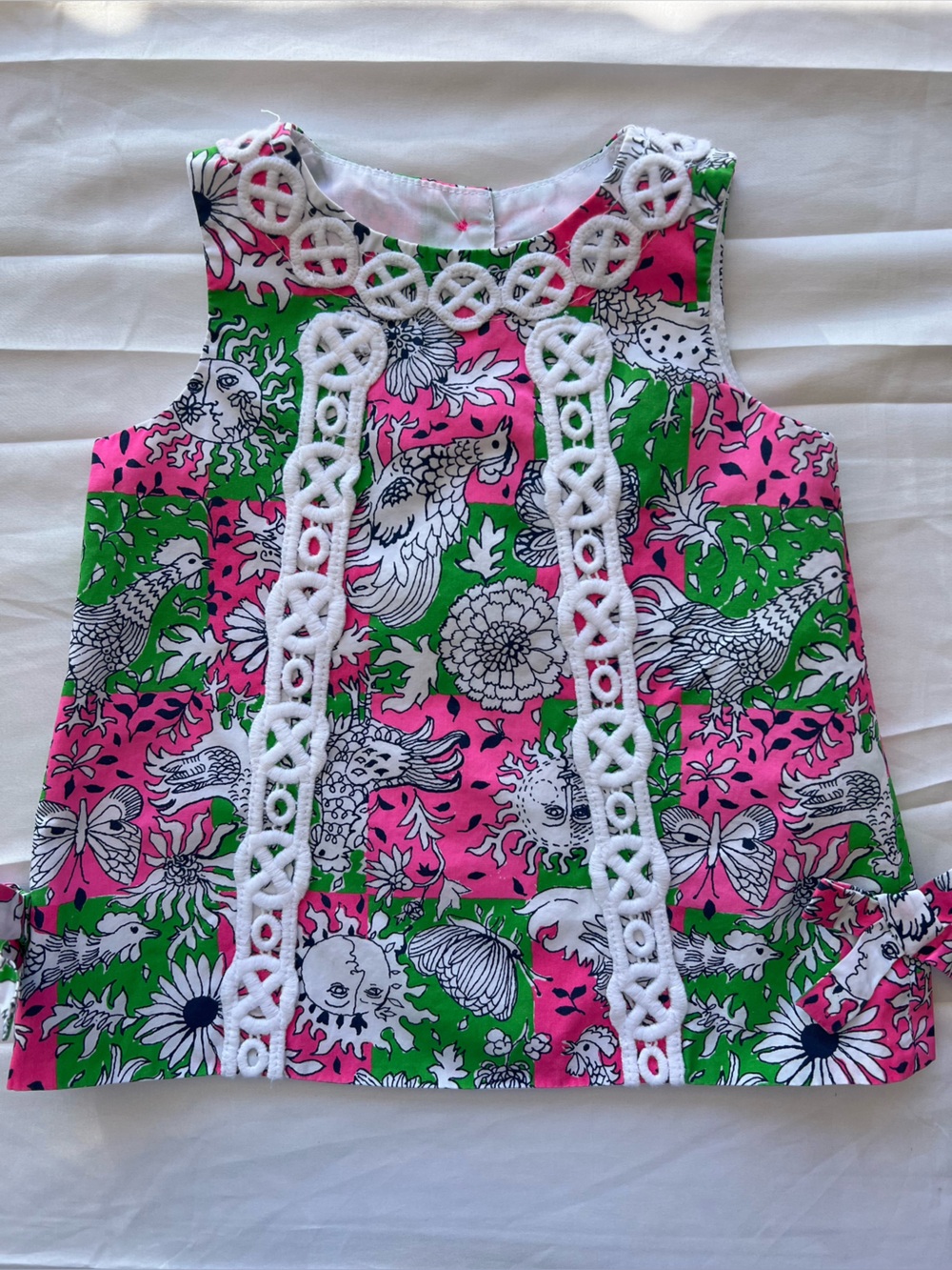Lilly Pulitzer Pink & Green Floral Bird Tunic/dress with White Crochet Trim.